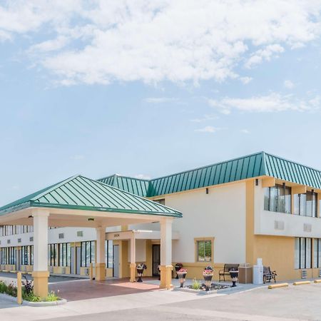 Howard Johnson By Wyndham Gillette Eksteriør bilde
