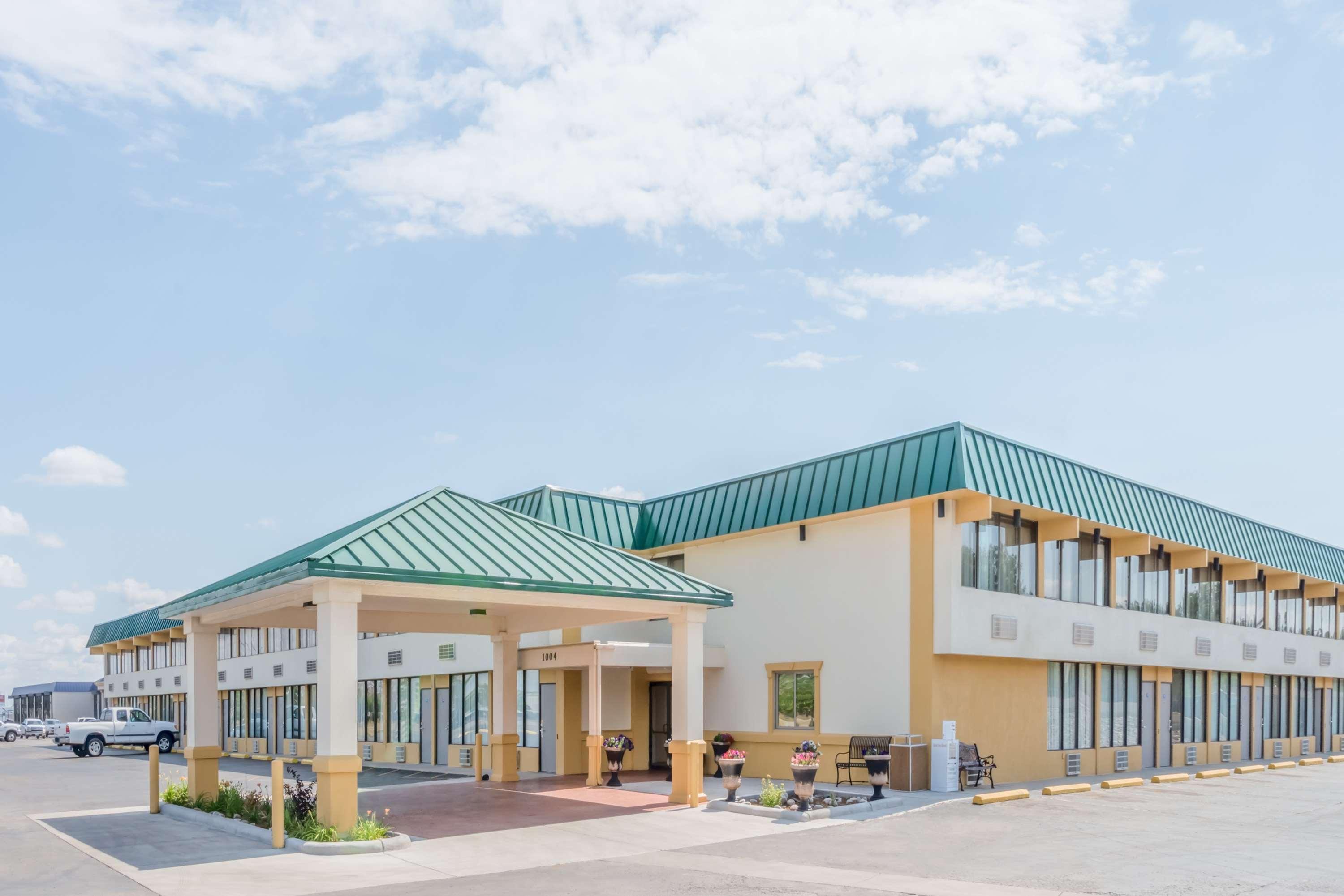 Howard Johnson By Wyndham Gillette Eksteriør bilde